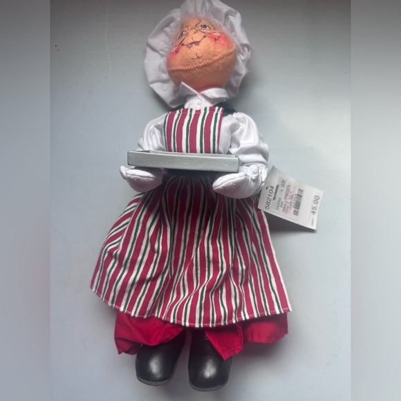 Annalee Red and Green Striped Doll Mrs Clause Cookies - Picture 8 of 8